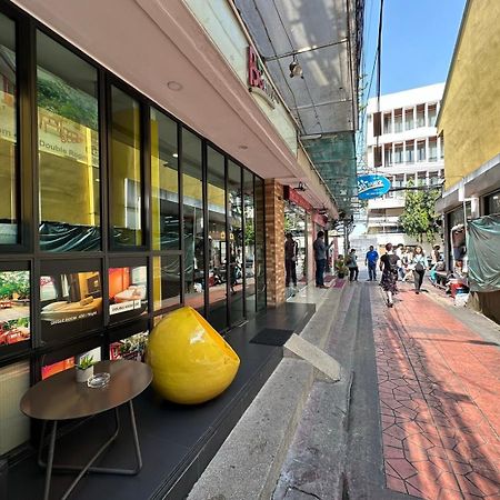 Bbhouse Phra Athit Hotel Bangkok Kültér fotó