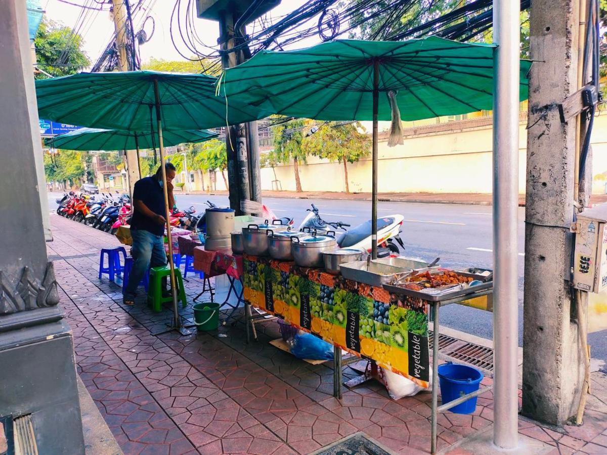 Bbhouse Phra Athit Hotel Bangkok Kültér fotó
